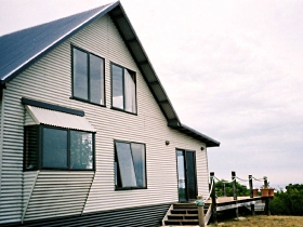 Sea View Cottages - Netherby Downs and A C View Cottage - Hervey Bay Accommodation