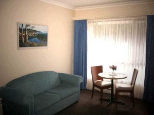 Victoria Lodge Motor Inn  Serviced Apartments - Hervey Bay Accommodation
