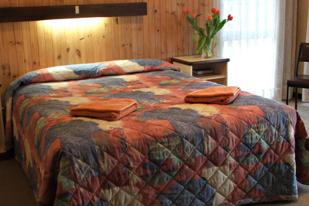 Omeo Motel - Hervey Bay Accommodation