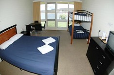 Lake Jindabyne Hotel Motel - Hervey Bay Accommodation