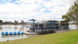 Murray River Queen Backpackers - Hervey Bay Accommodation
