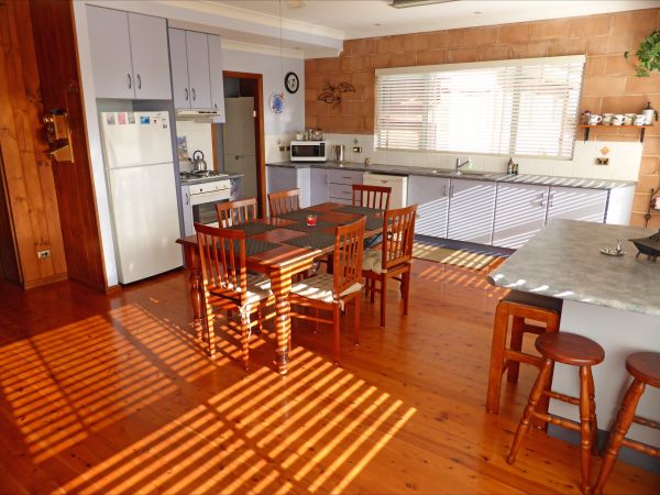Oriental At Orient Point - Hervey Bay Accommodation